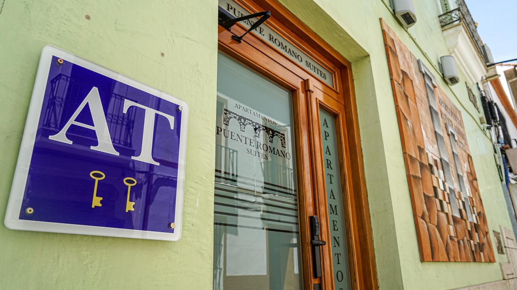 Apartamentos Puente Romano Suites Mérida Zewnętrze zdjęcie