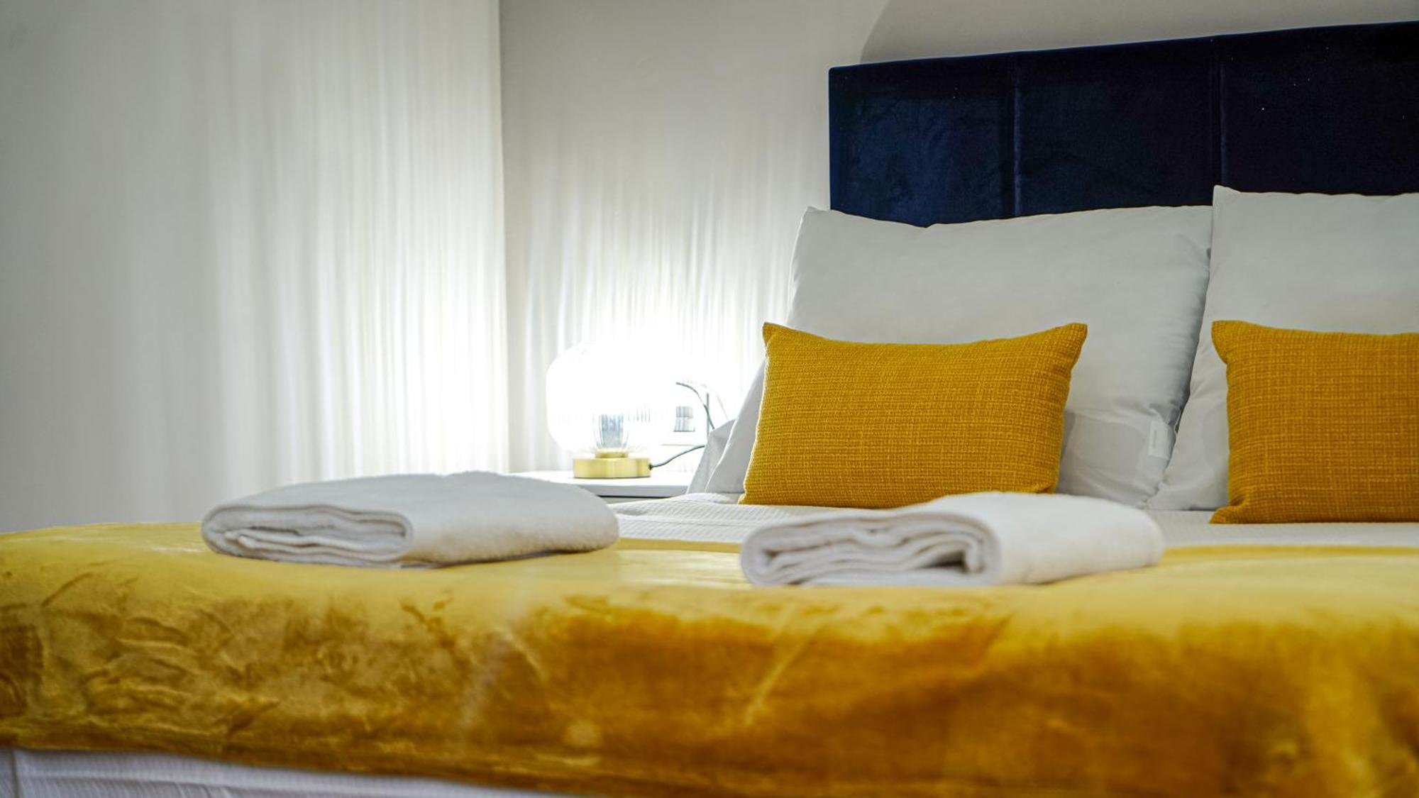 Apartamentos Puente Romano Suites Mérida Zewnętrze zdjęcie