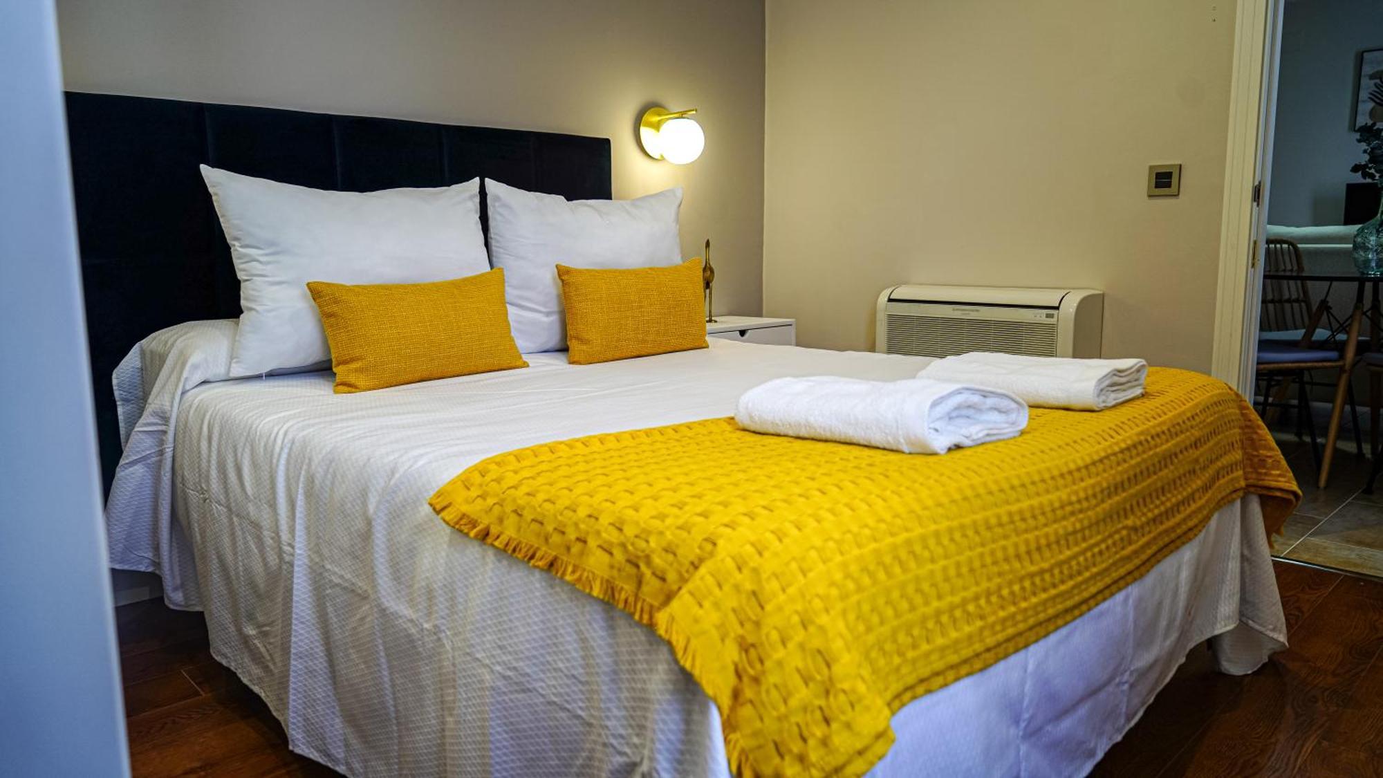 Apartamentos Puente Romano Suites Mérida Zewnętrze zdjęcie