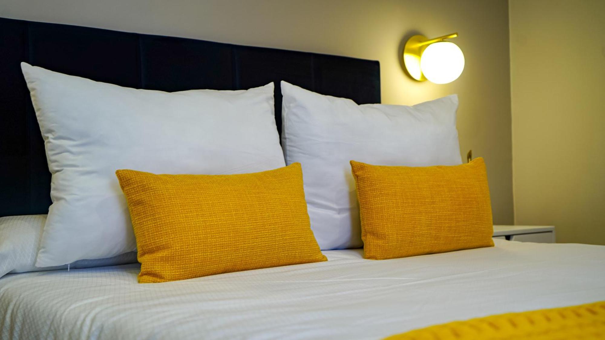 Apartamentos Puente Romano Suites Mérida Zewnętrze zdjęcie