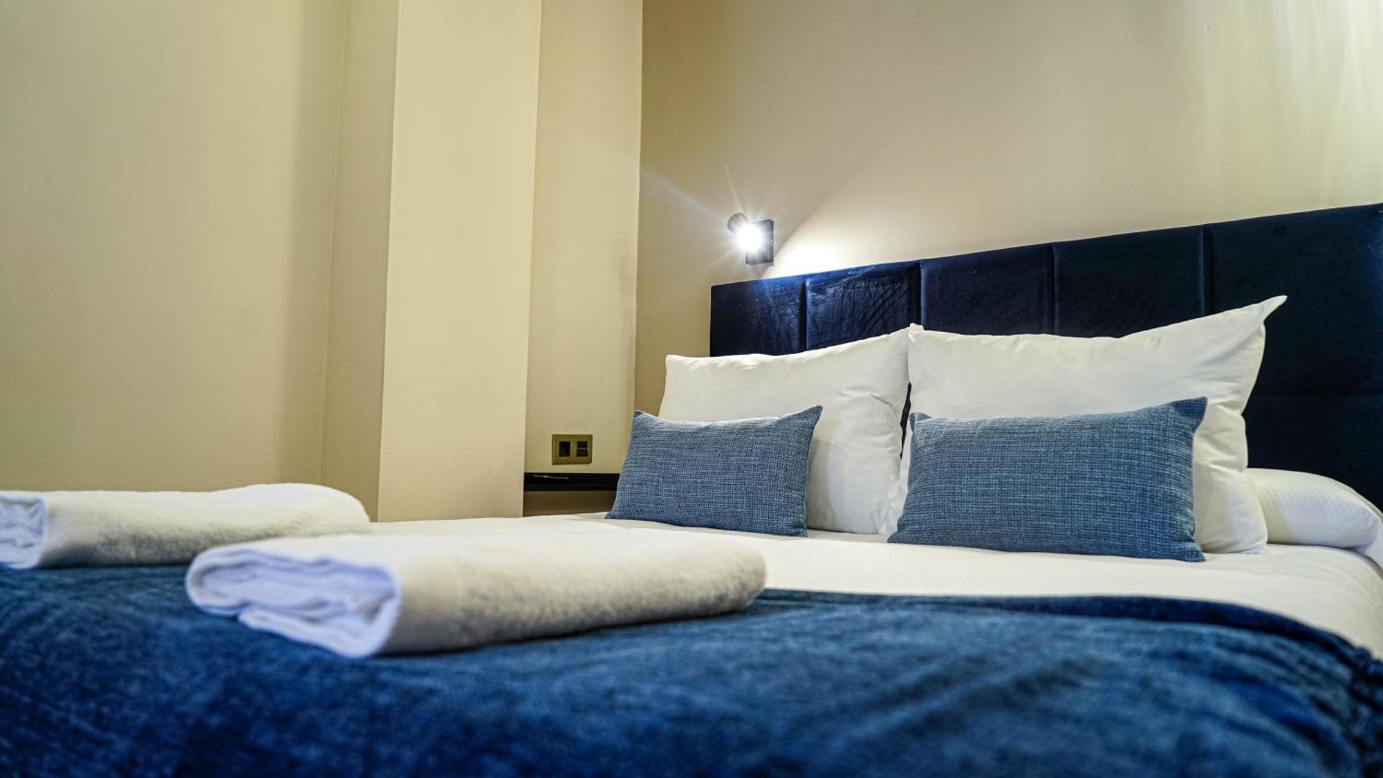 Apartamentos Puente Romano Suites Mérida Zewnętrze zdjęcie