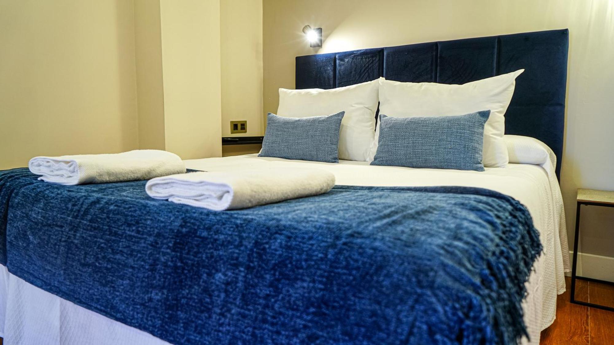 Apartamentos Puente Romano Suites Mérida Zewnętrze zdjęcie